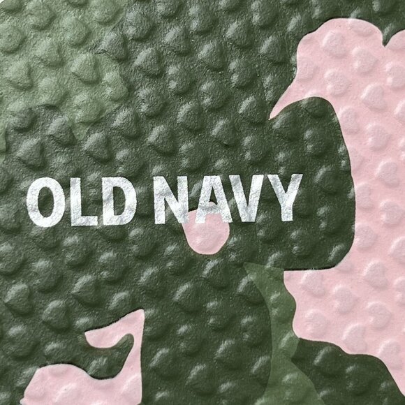 OLD Navy Flip Flops Womens 5-6 Green Camo Sandles Vinyl Thongs - Picture 8 of 8